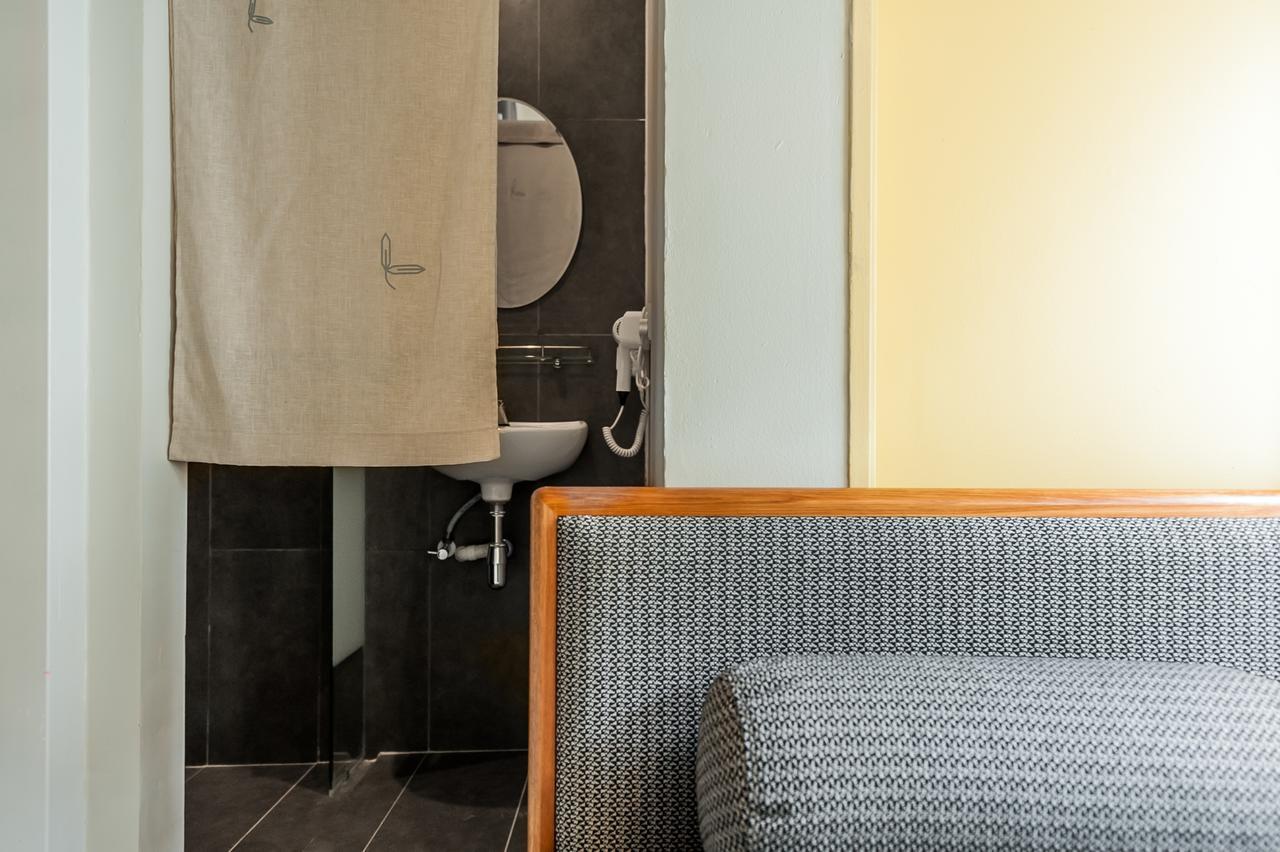 Bunk&Bilik Hotel Sri Petaling Kuala Lumpur Bagian luar foto
